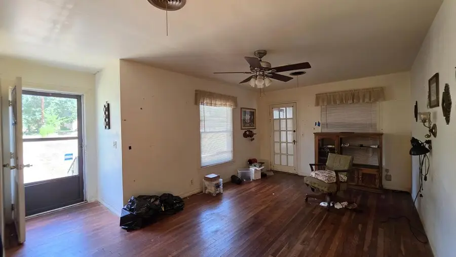 192 Austin Street, Timpson, TX 75975 - #3
