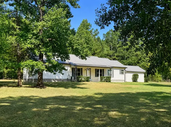 180 County Road 3480, Tenaha, TX 75974