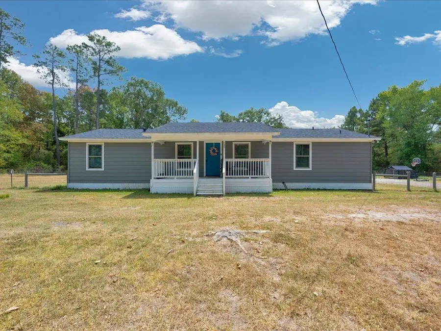 2504 Davisville Road, Lufkin, TX 75901 - #2