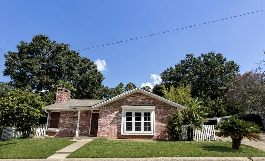 900 Pearl, Jasper, TX 75951 - #1