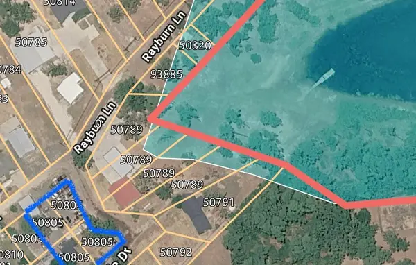195 Lakeside Drive, Zavalla, TX 75980