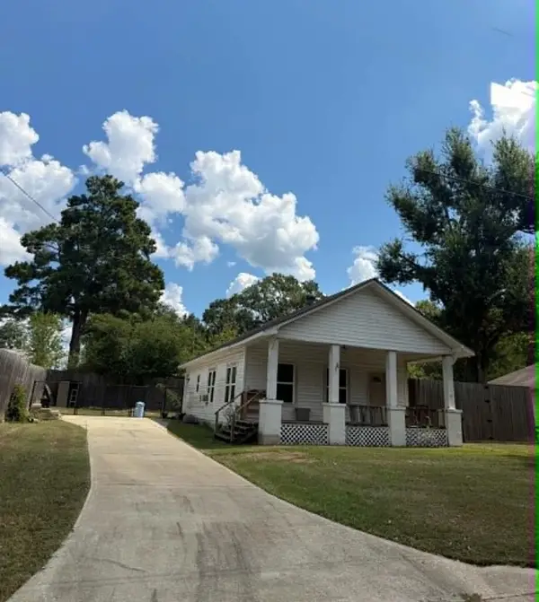 308 Center Street, Center, TX 75935