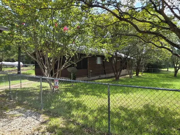 530 Kingwood Drive, Trinity, TX 75862