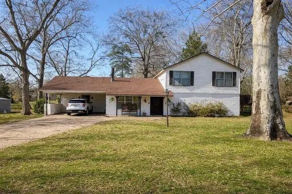 2500 East Houston, Crockett, TX 75835