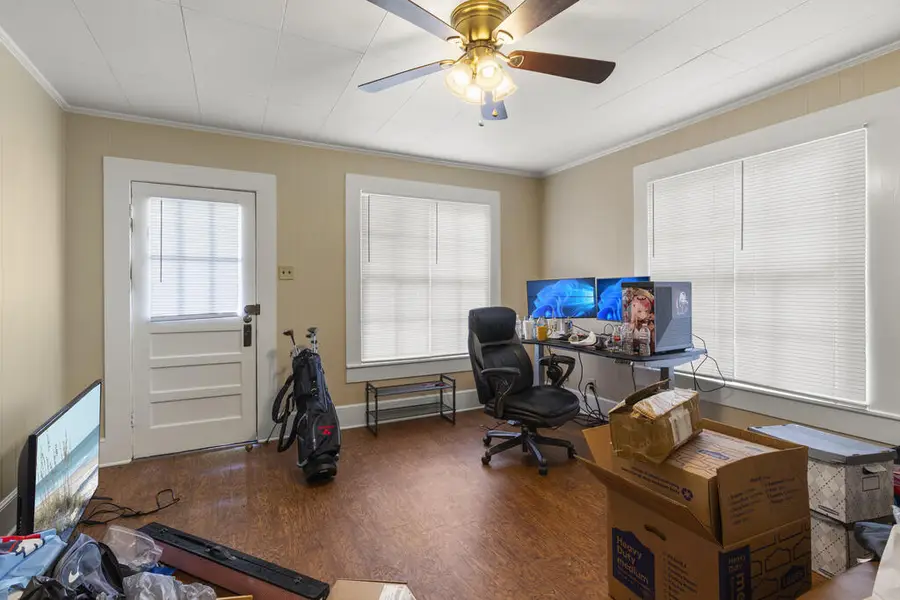 1101 Hackberry Street, Nacogdoches, TX 75961 - #3