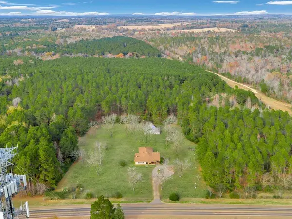 14672 State Highway 21 West, Douglass, TX 75943