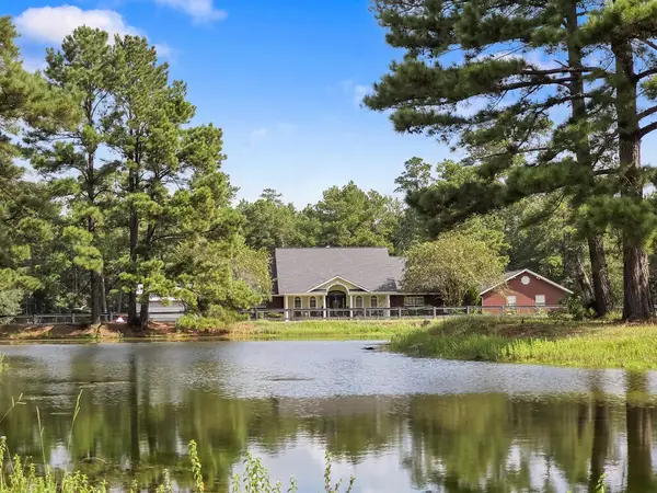 1111 County Road 023, Jasper, TX 75951