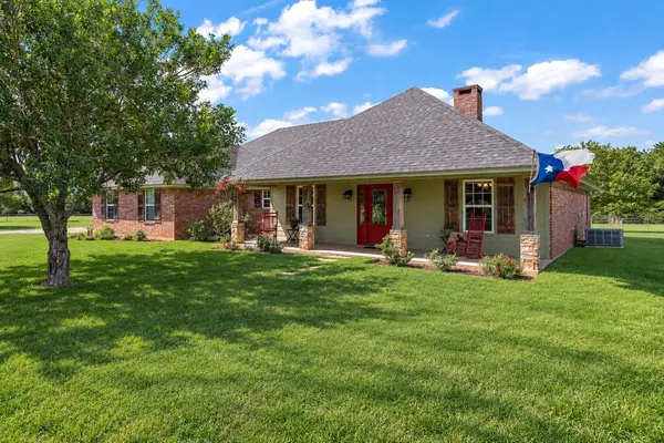 455 Cr 935, Nacogdoches, TX 75964