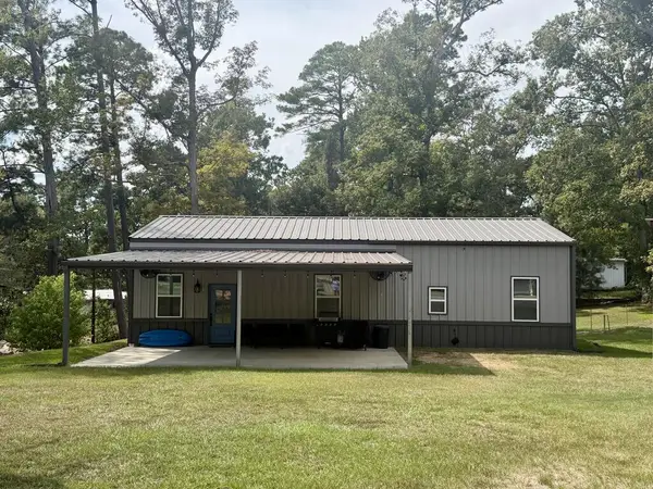 270 Woodcrest Drive, Hemphill, TX 75948
