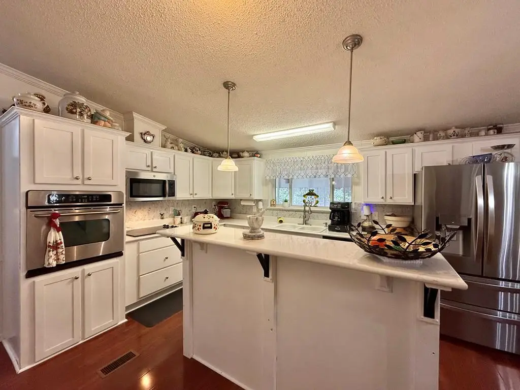 271 Stonewall Drive, Hemphill, TX 75948 - #1