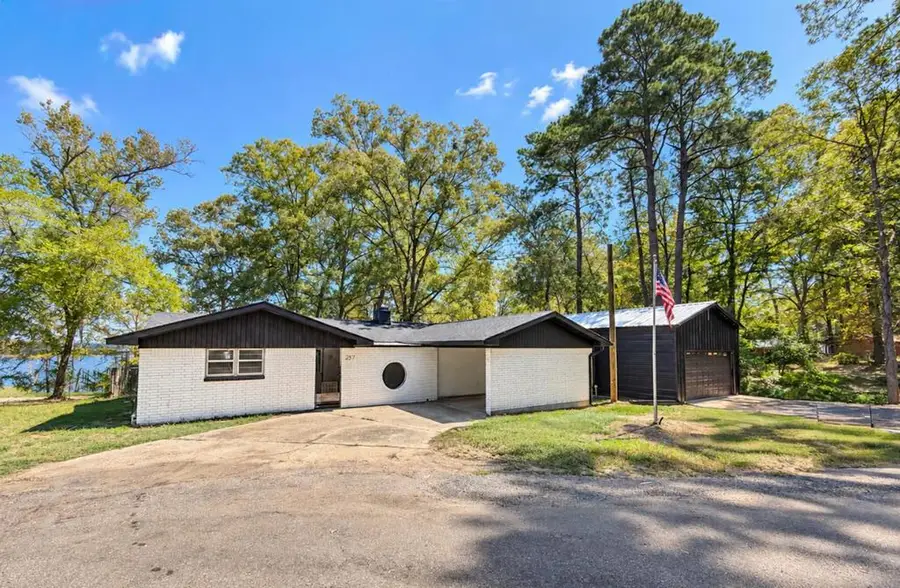 275 Lighthouse Drive N, Hemphill, TX 75948 - #2