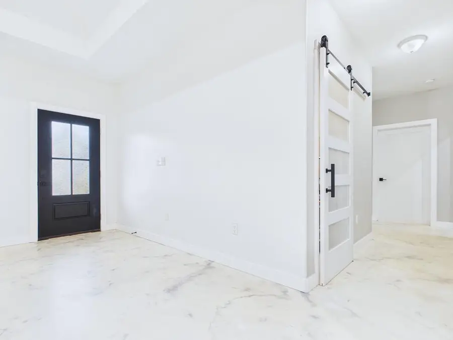 110 Castle Court, Lufkin, TX 75901 - #3