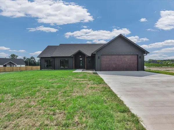 320 Salem Ridge Dr, Huntington, TX 75949