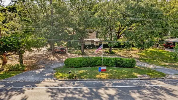 3104 S Chestnut Street, Lufkin, TX 75901