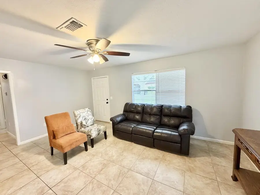 1914 Pine Burr, Lufkin, TX 75901 - #3
