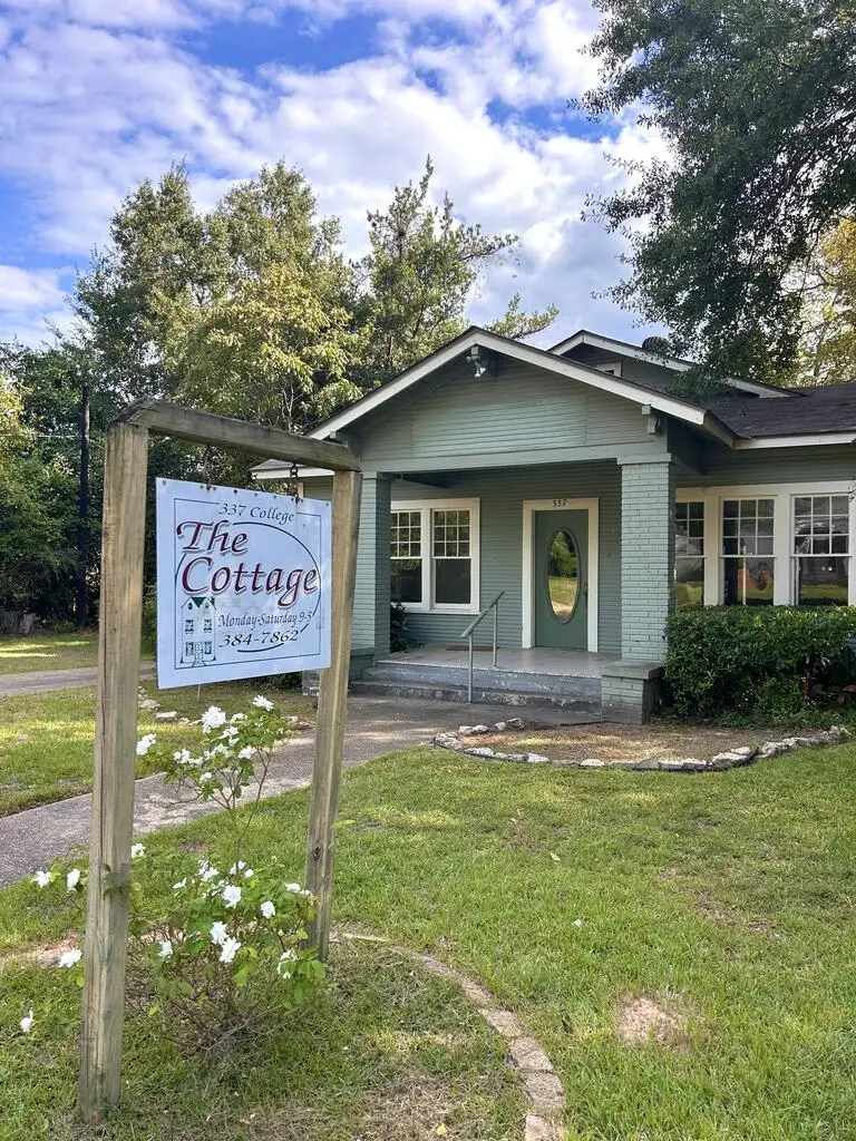 337 College Street, Jasper, TX 75951 - #1