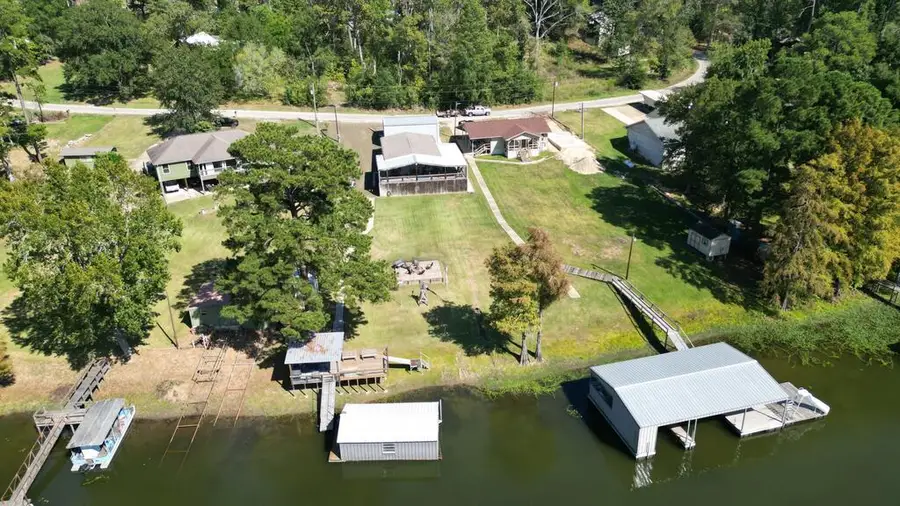 300 Driftwood Loop, Hemphill, TX 75948 - #2