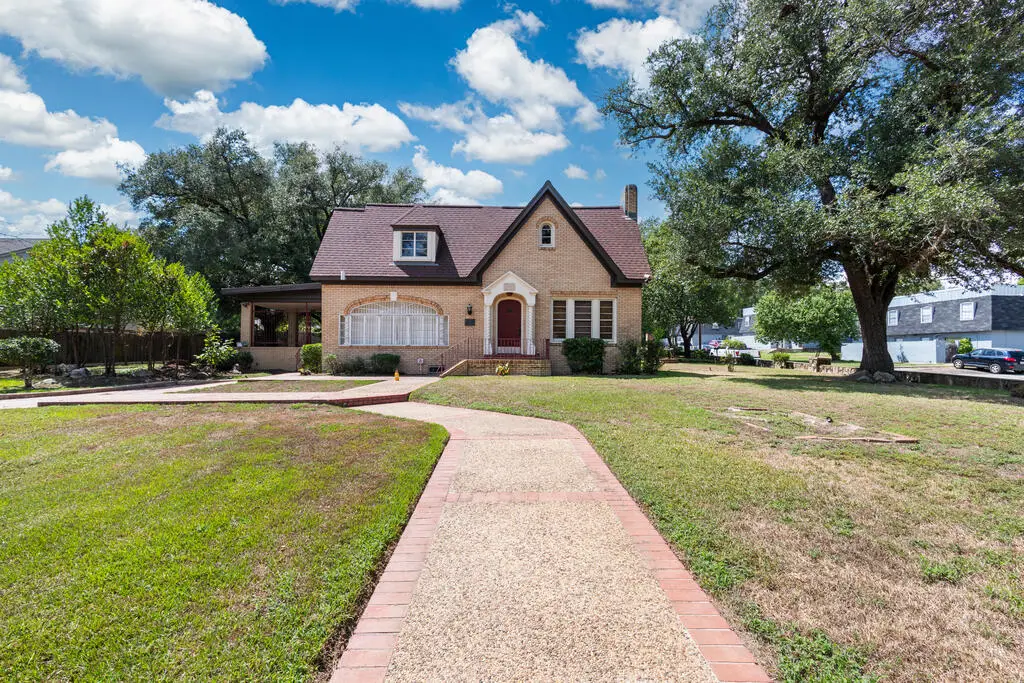 302 S Bynum Street, Lufkin, TX 75904 - #1