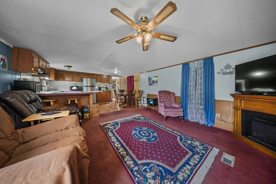 751 County Road 3558, Broaddus, TX 75929 - #3