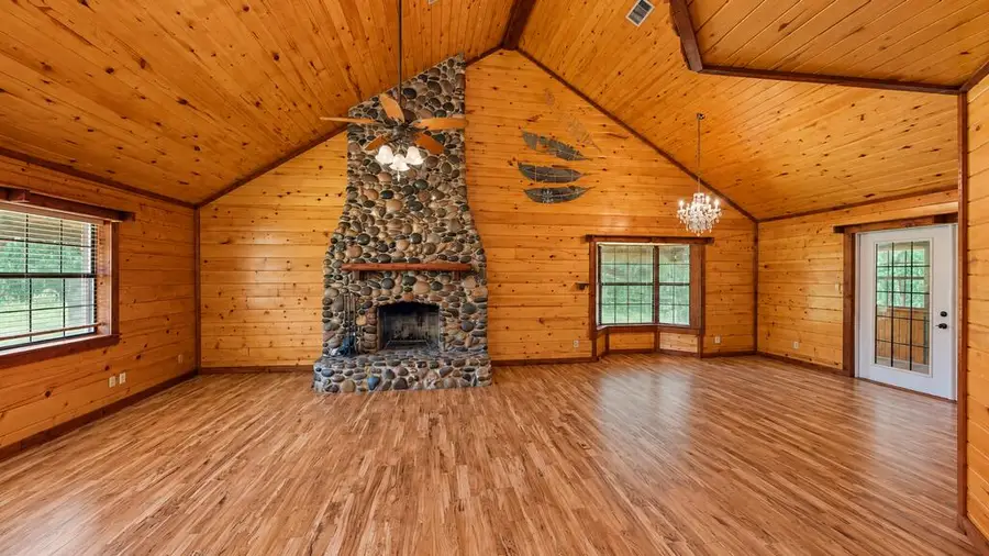 1791 Cr 4600, Broaddus, TX 75929 - #2
