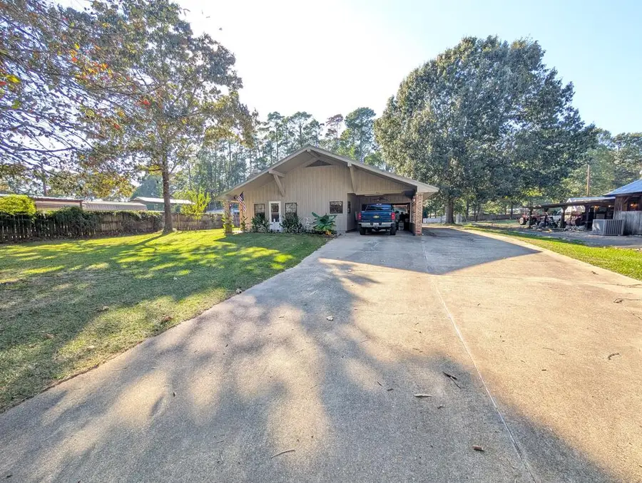 912 Twin Cedar Drive, Hemphill, TX 75948 - #2