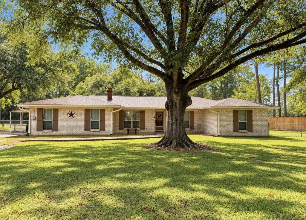 4392 Fox Meadows, Silsbee, TX 77656 - #1