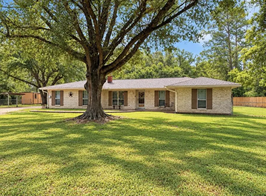 4392 Fox Meadows, Silsbee, TX 77656 - #3