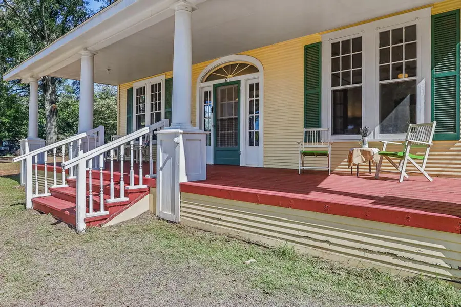 611 S Liberty Street, San Augustine, TX 75972 - #2