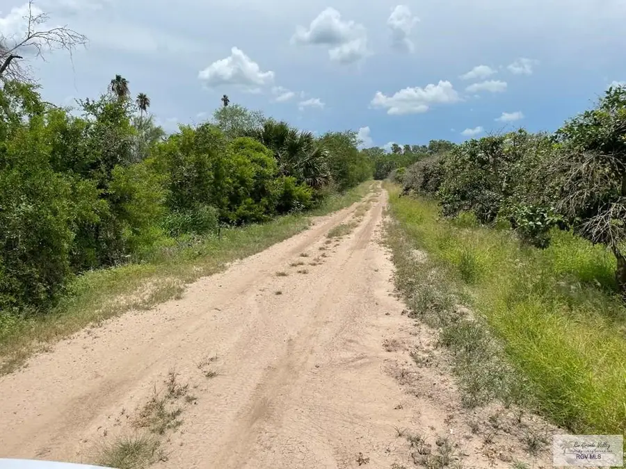 31590 S Sam Houston, San Benito, TX 78586 - Image #3