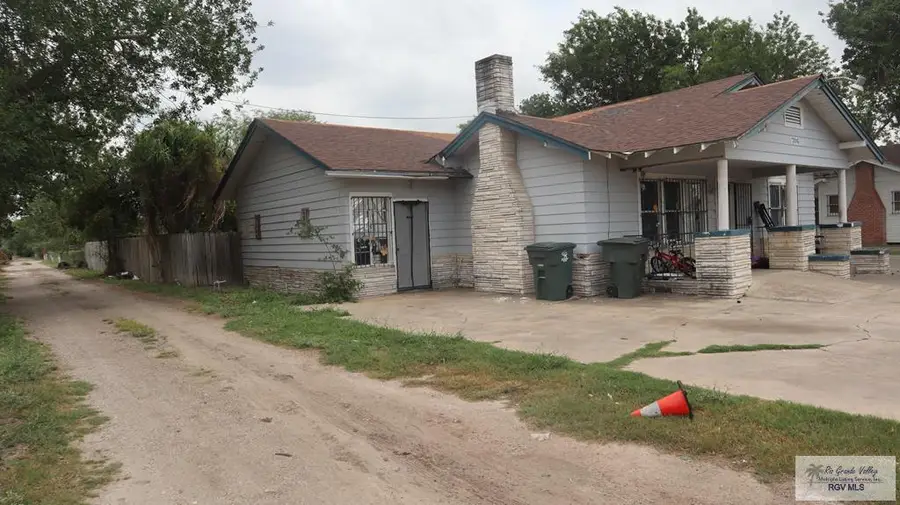 706 N 1st, Harlingen, TX 78550 - #2