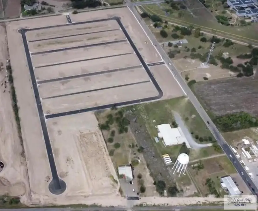400 Sparrow Rd. #Lot 46, Weslaco, TX 78596 - #3