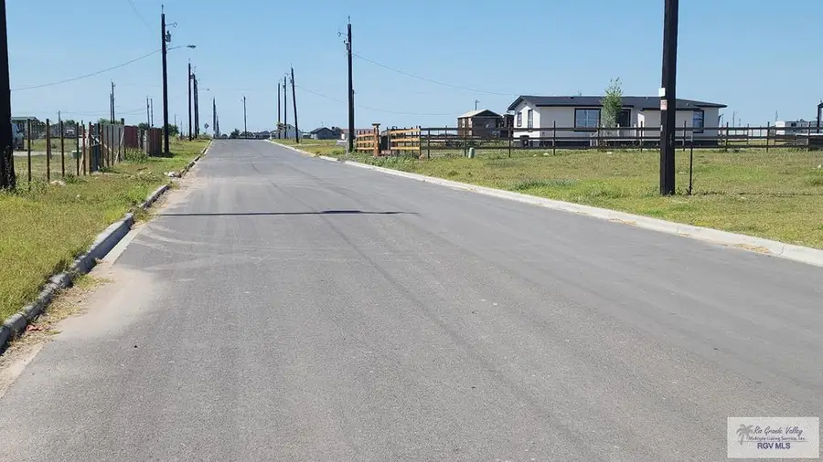 24108 Calexico St, Edinburg, TX 78076 - Image #3
