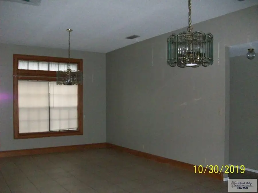 617 Parkland Dr., Brownsville, TX 78521 - Image #2