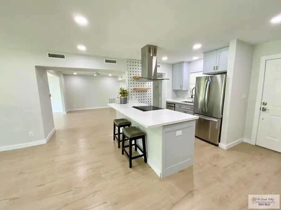 304-3 Bolivar Ave., Rancho Viejo, TX 78575 - Image #3