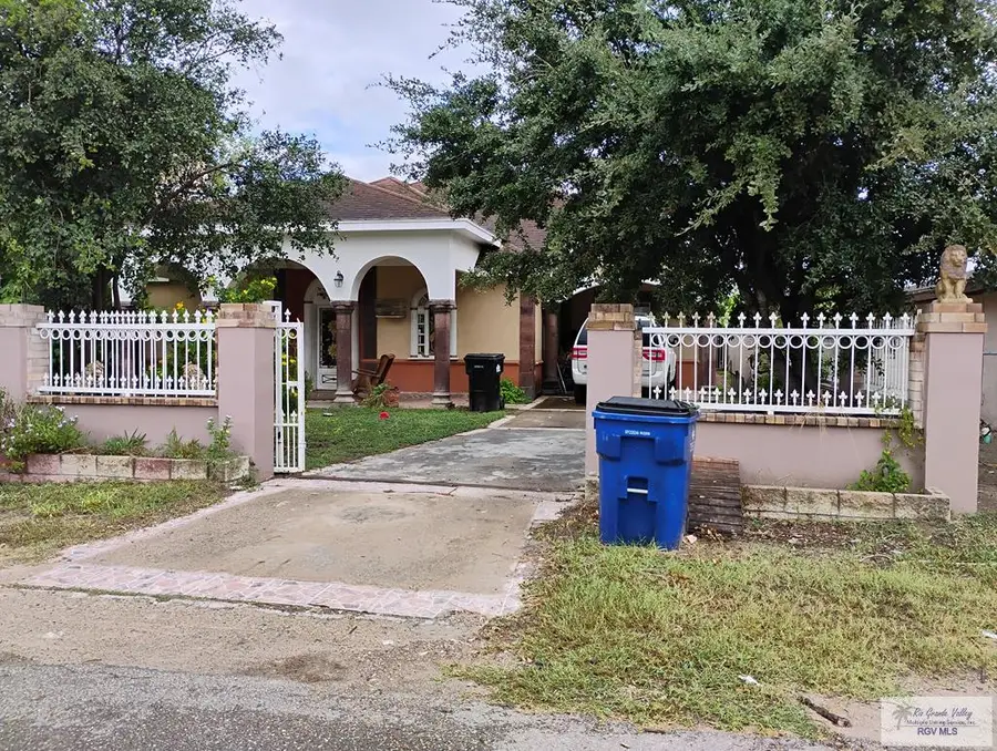 2310 Tiffany Dr., Mission, TX 78574 - #2