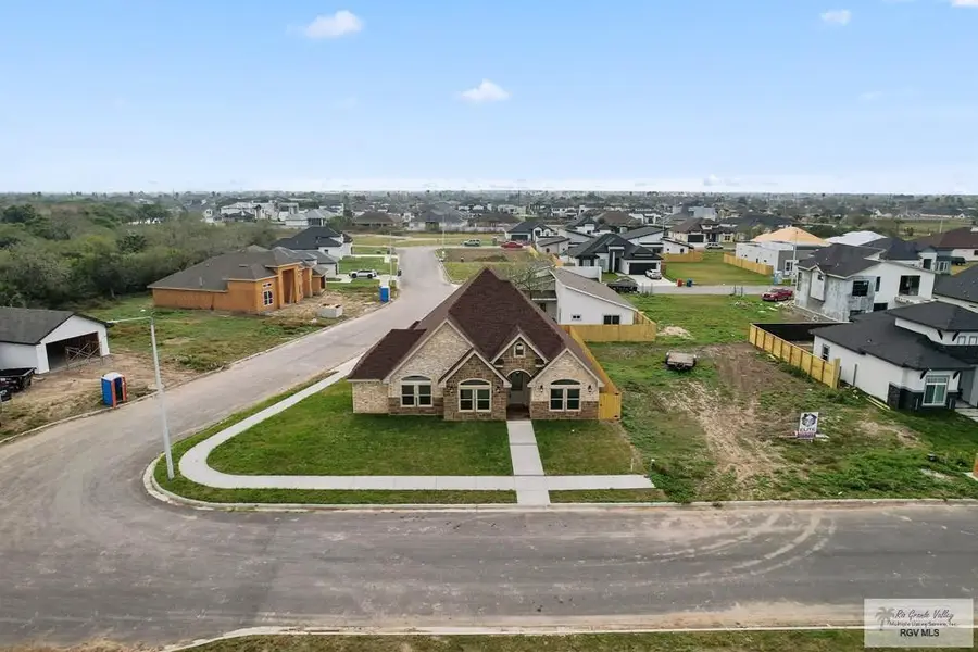 5436 Tulip Ct, Brownsville, TX 78526 - Image #3