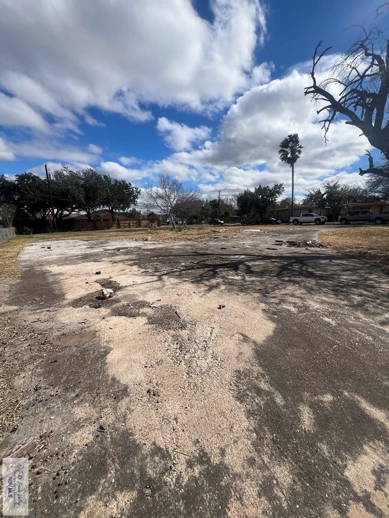 804 N Palmas St., Weslaco, TX 78596 - #3