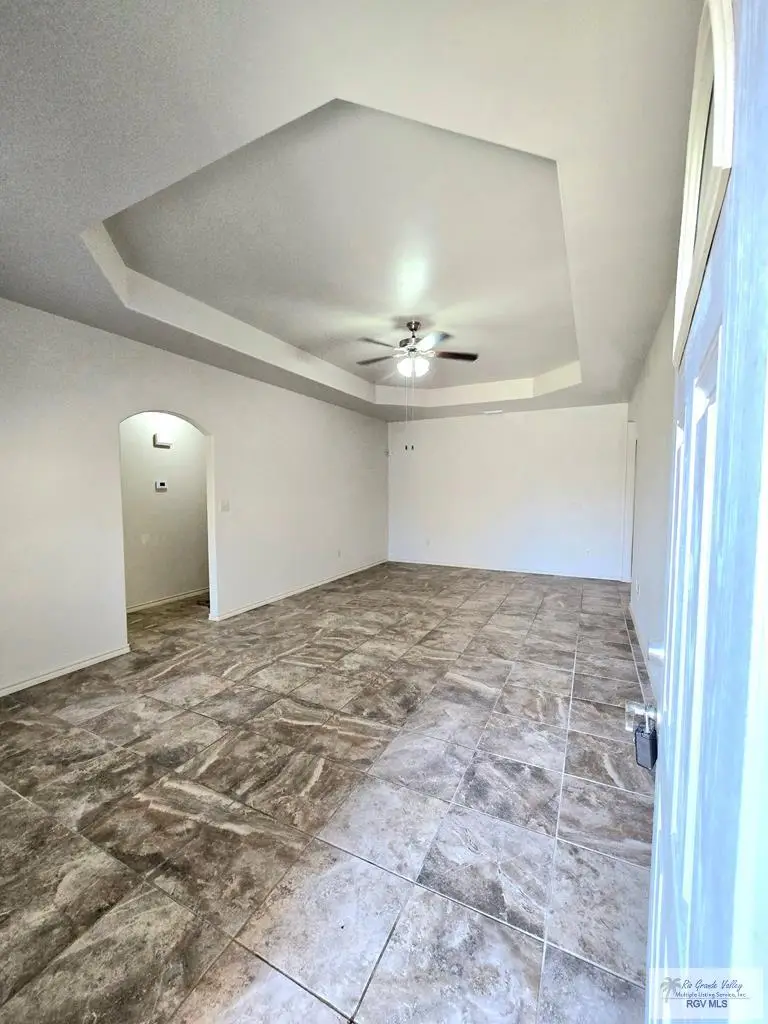 4170 Oak Hurst Dr, Brownsville, TX 78520 - #2