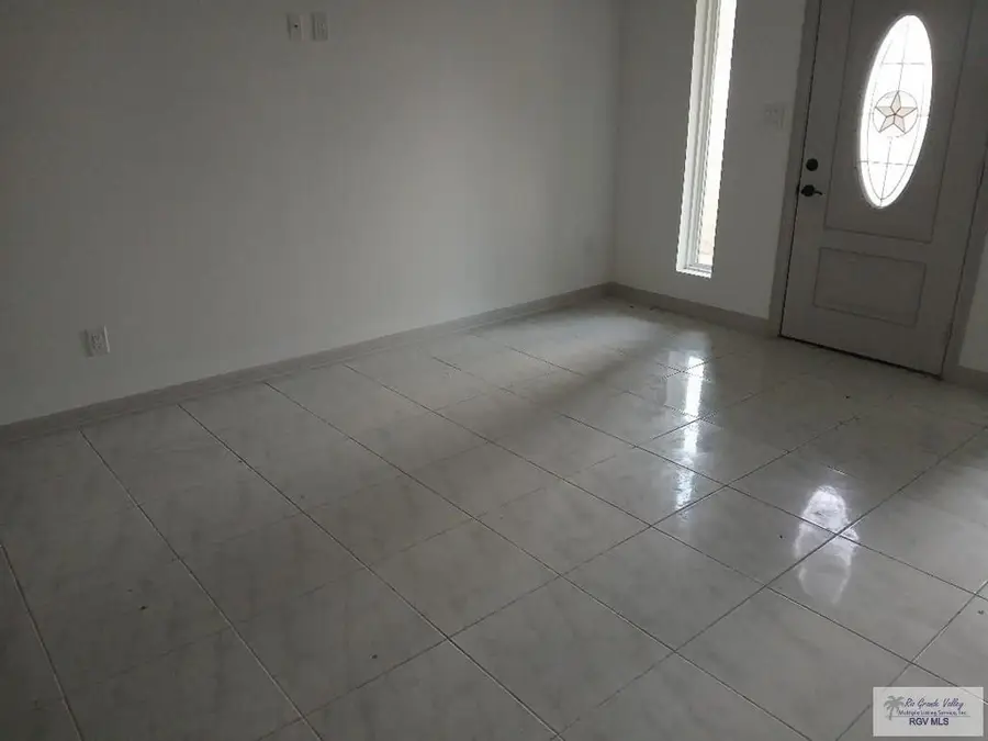 9317 Ivory Cir, Harlingen, TX 78552 - Image #3