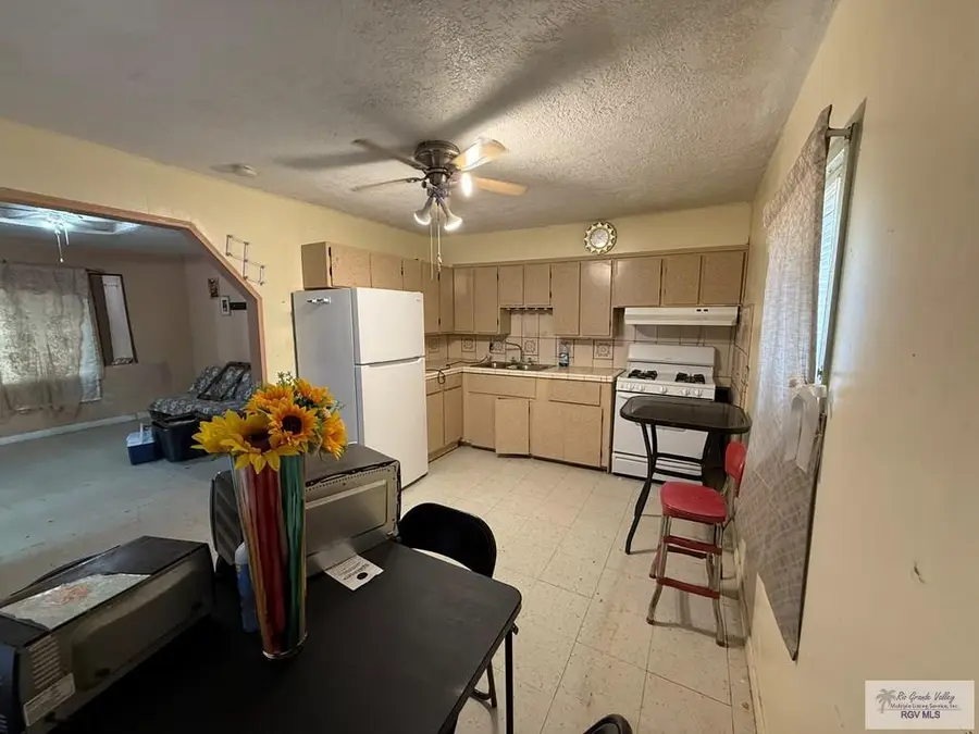 155 Johns Ave, Brownsville, TX 78521 - Image #3