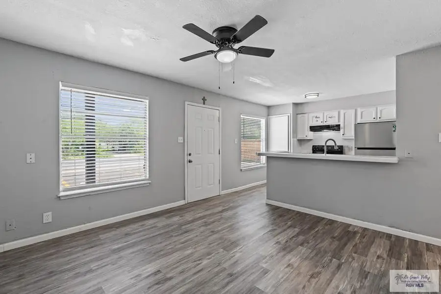 910 E Adams, Harlingen, TX 78550 - Image #2