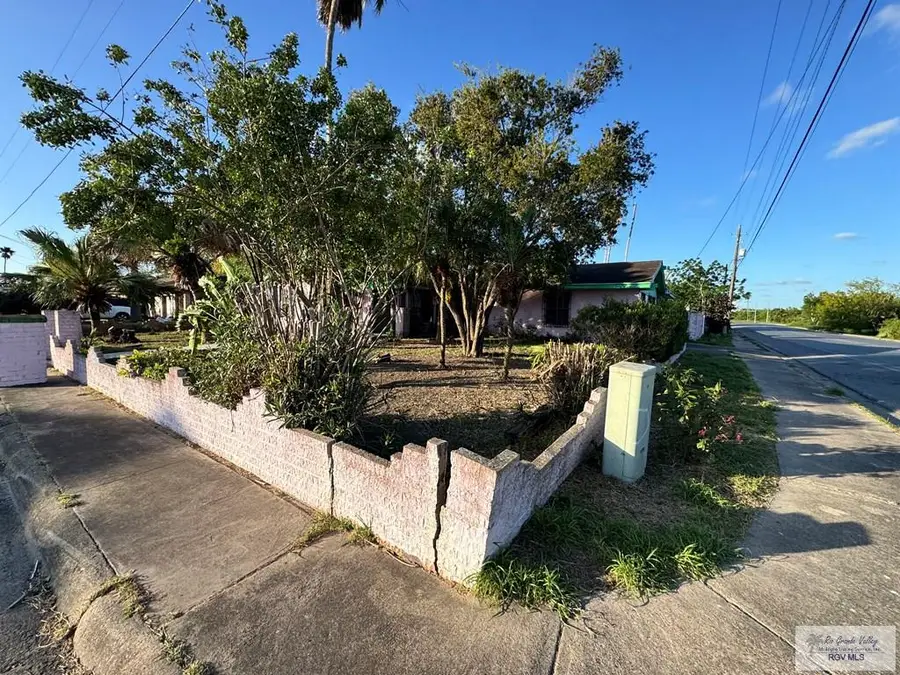 95 W Armstrong Ct., Brownsville, TX 78521 - Image #2