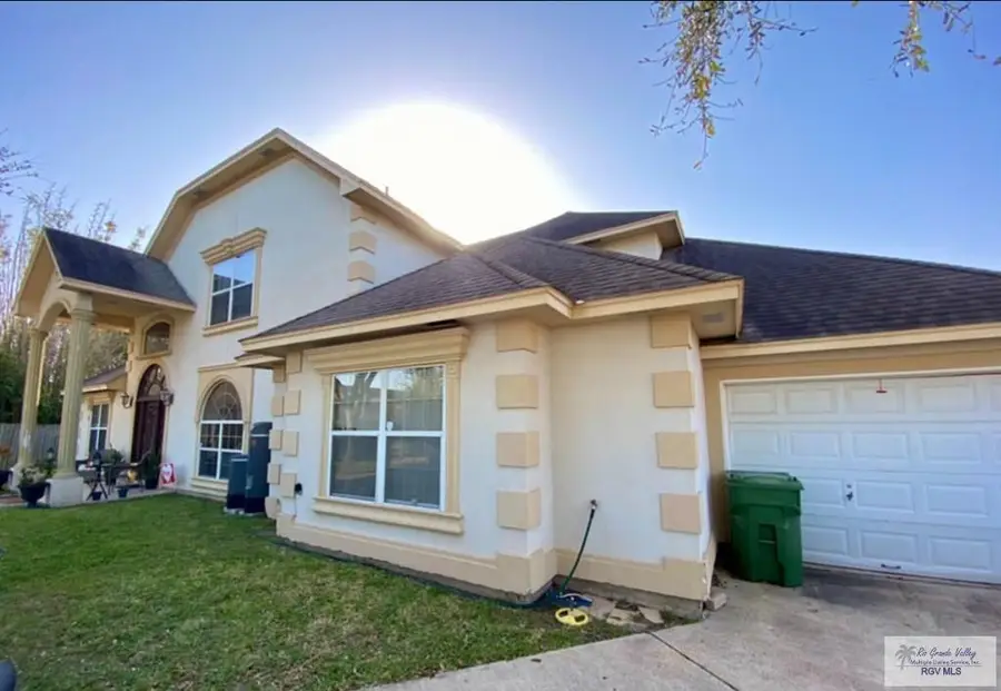 34 Picadilly Cir., Brownsville, TX 78526 - #3