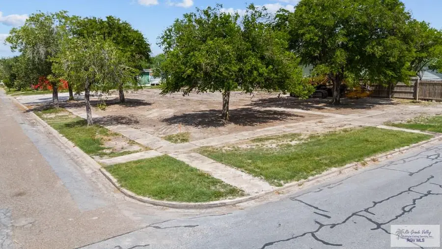 1301 S 1st St., Harlingen, TX 78550 - Image #3