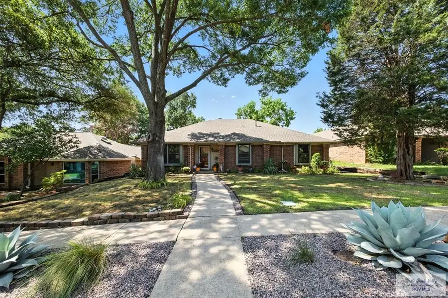 9128 Sweetwater Dr, Dallas, TX 75228 - #2
