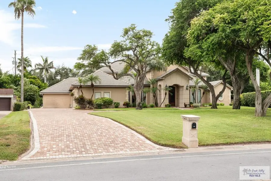 245 Calle Jacaranda, Brownsville, TX 78520 - Image #2