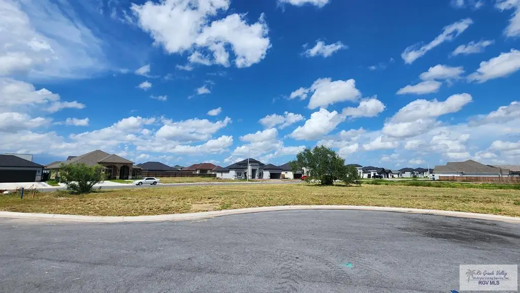 000 Queens Woods, Brownsville, TX 78526 - Image #1