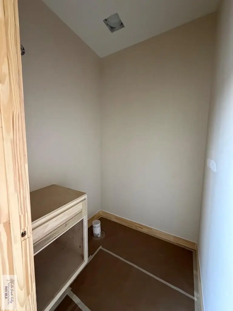 6107 West Palm St, Brownsville, TX 78526 - Image #3