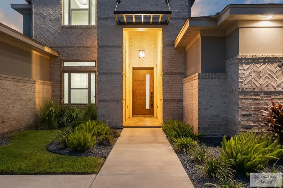 3009 Cypress Gardens, Harlingen, TX 78550 - Image #2