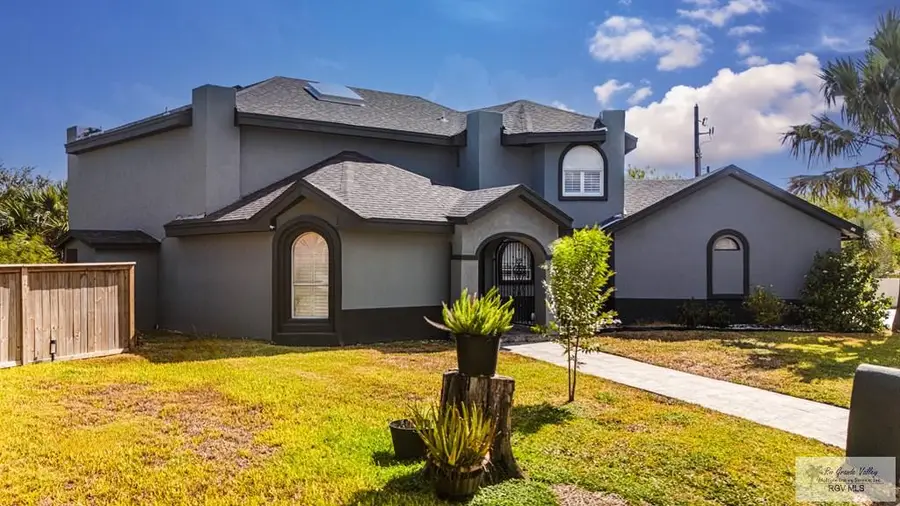 1905 Lazy Lake Dr, Harlingen, TX 78550 - Image #3